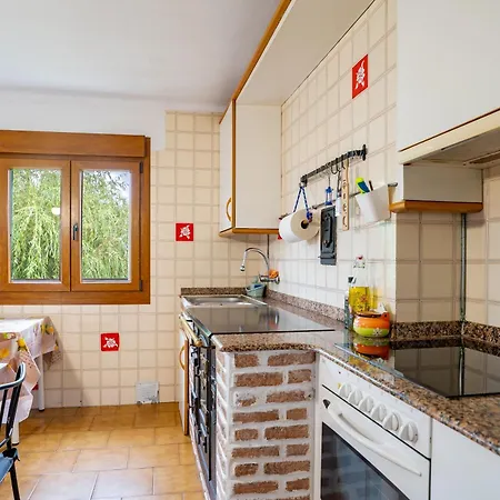 Hostal Surf House Sanvi