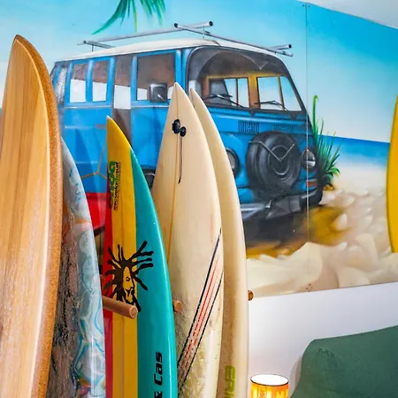 Hostal Surf House Sanvi